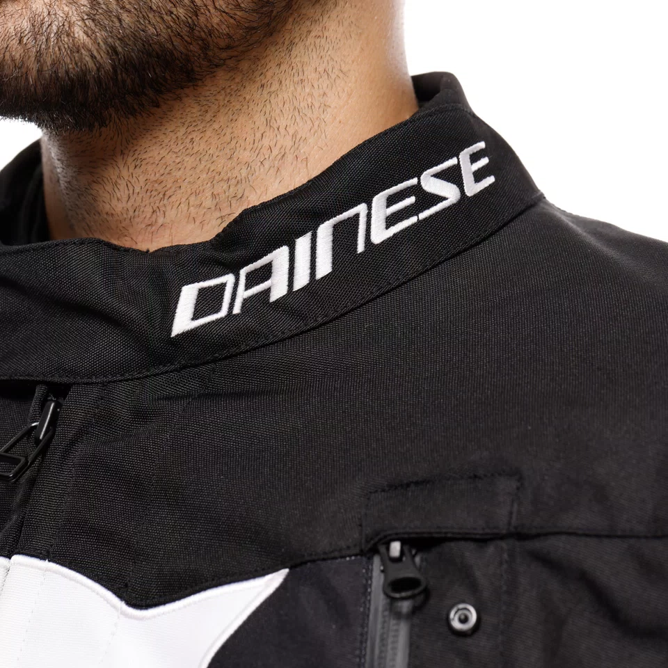 DAINESE GIACCA SUPER SPRINT - BLACK / BLUE / WHITE - NERO BLU BIANCO - GIACCA MOTO IMPERMEABILE SPORTIVA IN TESSUTO D-DRY - immagine 8